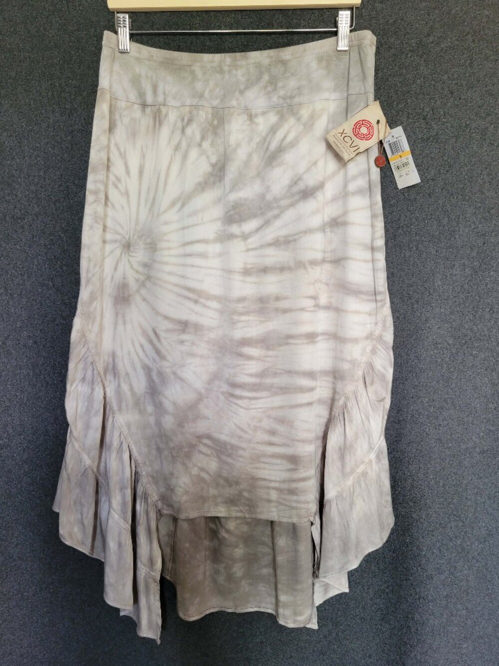 XCVI Midi Skirt Tie-Dye Grey Assymetric Ruffed Hem Boho Lagenlook S